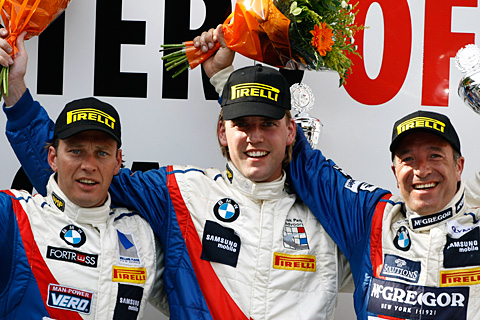 480_podium_1207